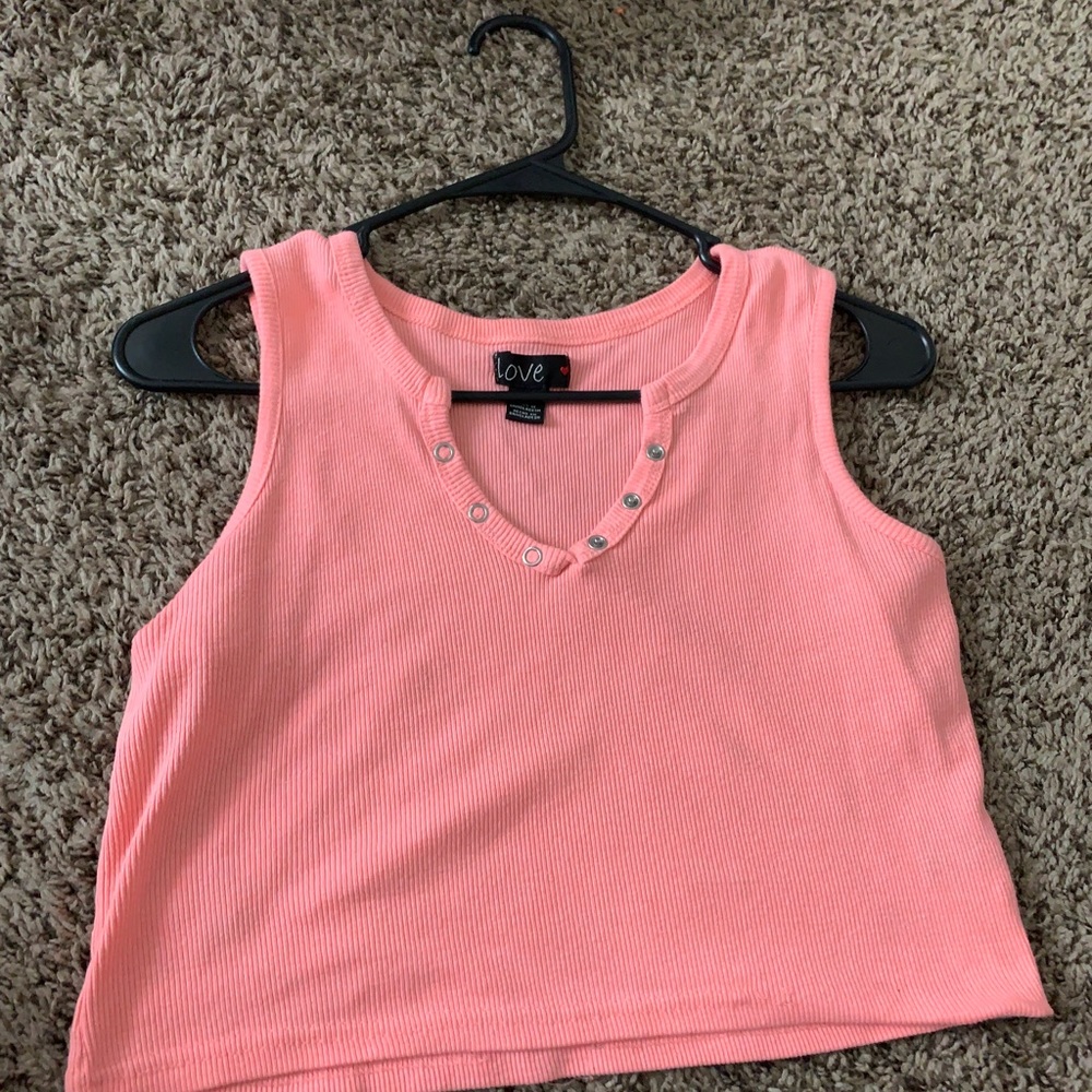 Pink top - Picture 3 of 12